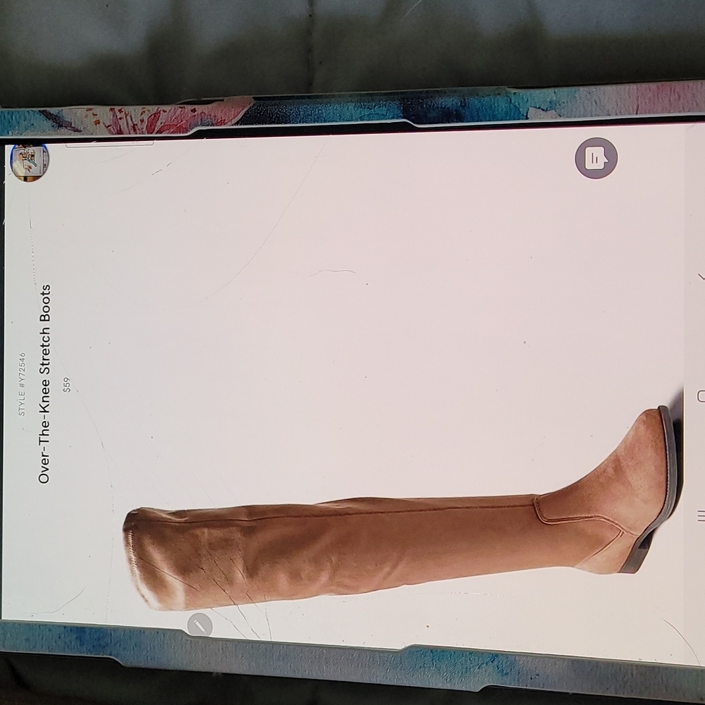 Over the knee stretch boots